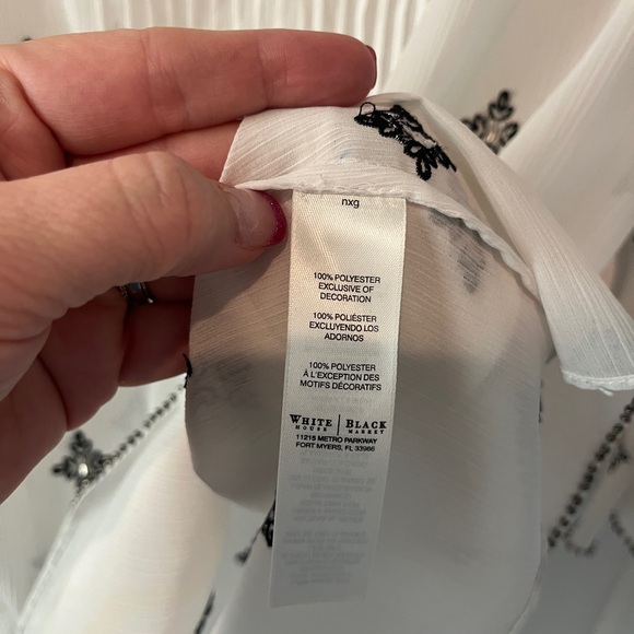 White House Black Market White and Black Women's Top 3/4 sleeve boho - Picture 10 of 14